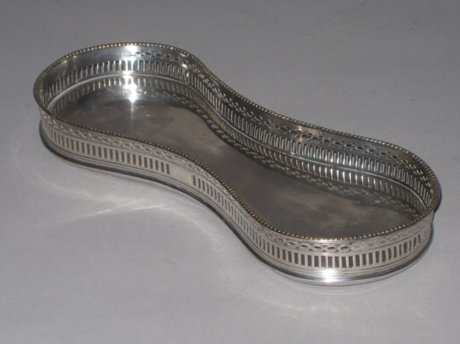 18th Century Old Sheffield Plate Silver Snuffer Tray, circa 1775. - Click to enlarge and for full details.