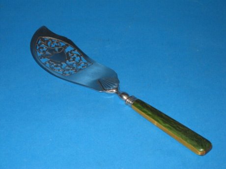 A George III Fish slice, circa 1790. - Click to enlarge and for full details.