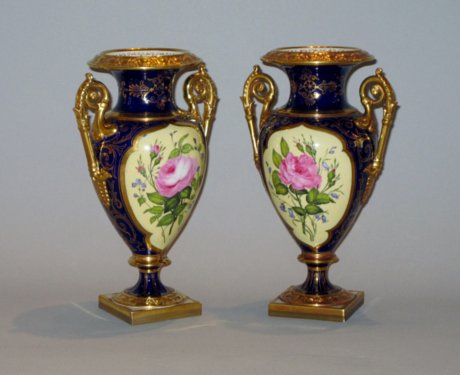 FINE PAIR OF FLIGHT BARR & BARR WORCESTER VASES. CIRCA 1820. - Click to enlarge and for full details.