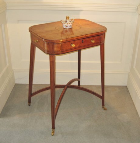 LATE 18TH CENTURY TULIPWOOD OCCASIONAL TABLE. CIRCA 1780 - Click to enlarge and for full details.