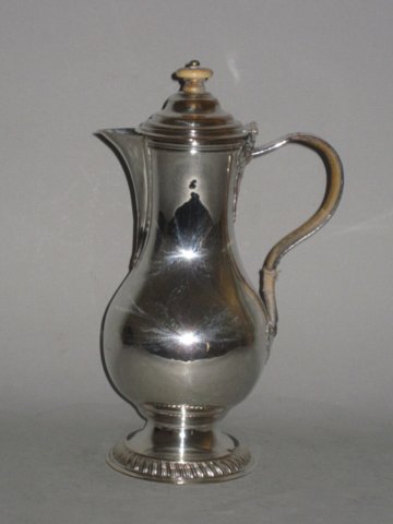 OLD SHEFFIELD PLATE SILVER HOT WATER JUG, BY HENRY TUDOR & CO. CIRCA 1765 - Click to enlarge and for full details.