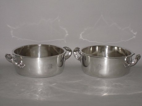 ​A GOOD PAIR OF OLD SHEFFIELD PLATE SILVER SOUFFLE DISHES By Matthew Boulton, circa 1815.  - Click to enlarge and for full details.