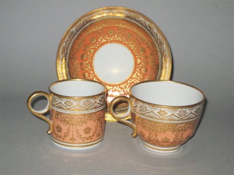 AN EARLY 19TH CENTURY FLIGHT & BARR WORCESTER TRIO, CIRCA 1804-1807. - Click to enlarge and for full details.