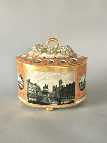 ​A RARE CHAMBERLAIN’S WORCESTER BOUGH OR BULB POT, CIRCA 1795-1800 - Click to enlarge and for full details.