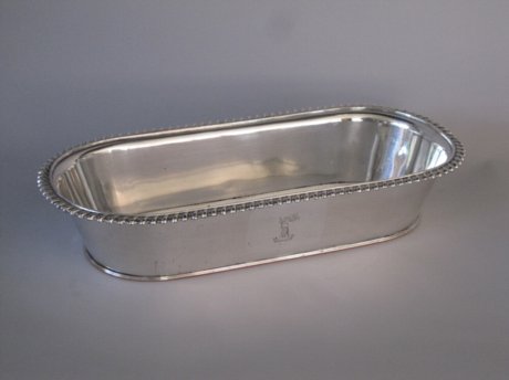 OLD SHEFFIELD PLATE SILVER KNIFE TRAY, CIRCA 1810 - Click to enlarge and for full details.
