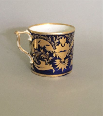 A DERBY PORCELAIN COFFEE CAN CIRCA 1810 - Click to enlarge and for full details.