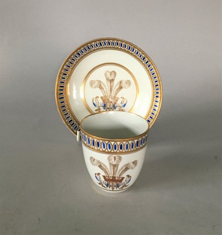 ​A RARE CAUGHLEY  PORCELAIN TEACUP & SAUCER ENGLISH, CIRCA 1795. Decorated by Chamberlains.  - Click to enlarge and for full details.