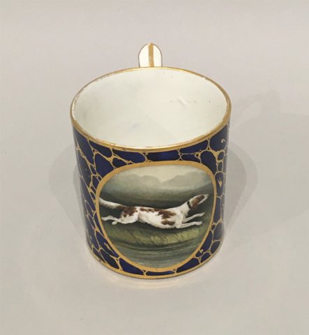 AN EARLY GRAINGER & CO. WORCESTER MUG, CIRCA 1810 - Click to enlarge and for full details.