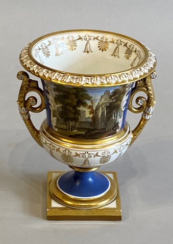 A FLIGHT BARR & BARR WORCESTER CAMPANA SHAPE VASE, CIRCA 1830. - Click to enlarge and for full details.