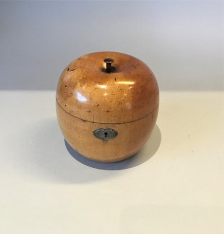 FINE QUALITY EARLY 19TH CENTURY “APPLE” TEA CADDY, CIRCA 1810 - Click to enlarge and for full details.