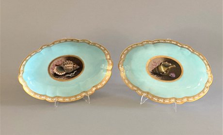 A PAIR OF FLIGHT BARR & BARR WORCESTER DESSERT DISHES, CIRCA 1813-19 - Click to enlarge and for full details.