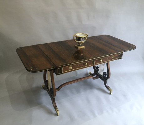 A FINE REGENCY ROSEWOOD SOFA TABLE, CIRCA 1820. - Click to enlarge and for full details.