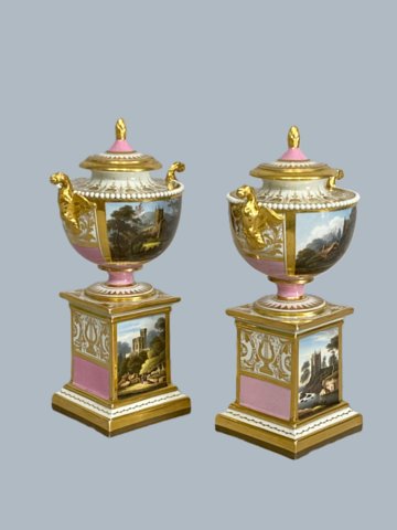 A MOST SUPERB AND RARE PAIR OF FLIGHT BARR & BARR WORCESTER PORCELAIN URNS ON PLINTHS, CIRCA 1815. - Click to enlarge and for full details.
