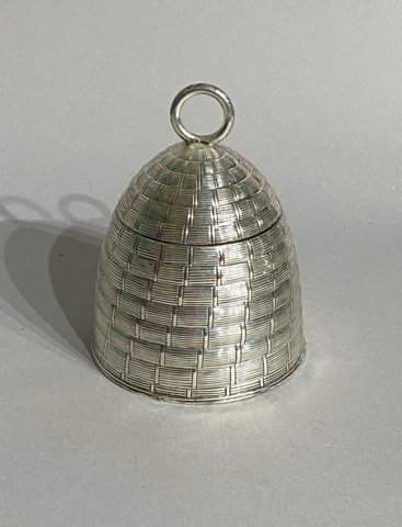 RARE 18TH CENTURY HONEY POT - Click to enlarge and for full details.