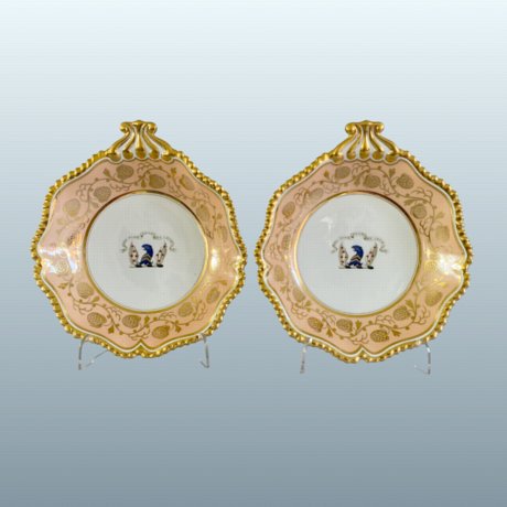 ​A PAIR OF FLIGHT BARR & BARR WORCESTER PORCELAIN DESSERT DISHES, CIRCA 1813-19 - Click to enlarge and for full details.