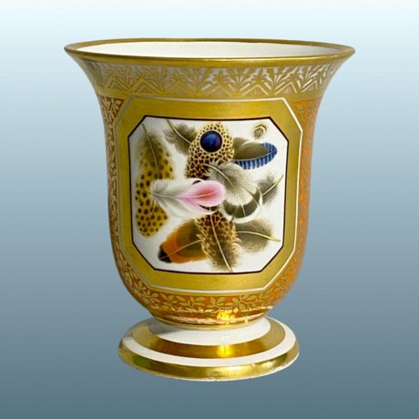 ​A Chamberlains Worcester Vase, circa 1815 - Click to enlarge and for full details.