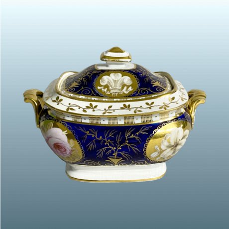 ​Coalport Porcelain Sucrier & Cover - Click to enlarge and for full details.